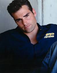 The Chronicle" Bring Me the Head of Tucker Burns (TV Episode 2001)