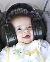 Our 3rd senior of the day : KATIE EAGAN‼️ 💙Katie is #20. She has been  playing field hockey for 4 years and her favorite oasis snack is a  pretzel💛 Come watch her