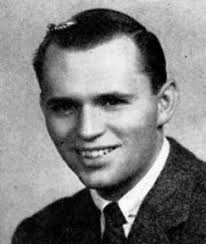 Who is David Cryer dating? David Cryer girlfriend, wife