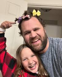 I've been trying to complete my Matthew Woodring Stover collection and I  believe these are his first two published books. Really looking forward to  them. #bookstagram #bookshelf #fantasybook