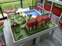 Une Table De Jeu Playmobil Avec Lack Jeux Playmobil Table De Jeux Rangement Salle De Jeux