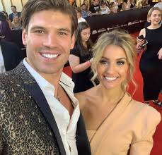 Matthew Zukowski's Instagram, Twitter & Facebook