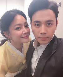 과거 mbc 에브리원 '결혼 터는 남자들'에 출연한 손준호는 혼전순결주의라고. ì†ì¤€í˜¸ ê¹€ì†Œí˜„ ë‚˜ì´ì°¨ ìž¬í˜¼ ì´ˆí˜¼