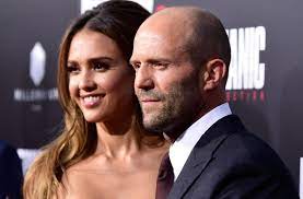 Onlinetvrecorder (otr) ist die universelle mediathek des fernsehens aus deutschland, usa, uk, österreich, schweiz u.v.m. Filmpremiere Mechanic Resurrection Statham Gibt Als Profikiller Alles Fur Jessica Alba Panorama Stuttgarter Zeitung