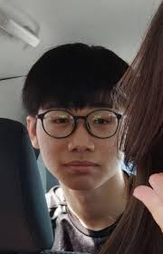 从冬菇头到73分线头需要3年的时间去完成可是3年时间里面你学到你得到的你赚到的都比同龄人来的多和来的更辛苦💪🏻💪🏻 恭喜Edmond Chen  Han Ming 大哥又提新车又抱得美人归