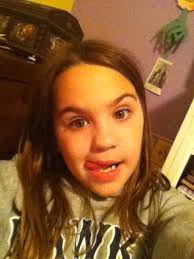 Emily Shauberger (@emibear12345678)