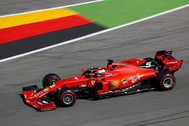 Racing Panosundaki Pin