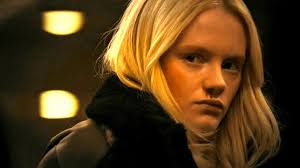 Who called Callahan while he was in the burger joint?