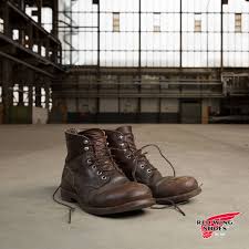 Red wing boots & safety shoes are the highest quality footwear for any workplace that requires safety and comfort all day every day. Red Wing Shoes Bertrand Berufskleidung Munchen
