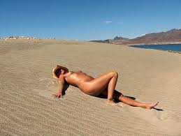 Nude Beach Dreams Nudebeachdreams Model Porno Outdoor Instasex Sex HD Pics