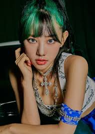 Girlkind Psycho4u Teaser Image Xeheun Kpop In 2020 Kpop Girls Look At The Stars Korean Girl Groups