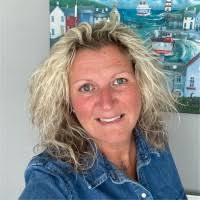 40+ "Charlotte -" profiles