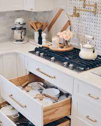 Designs By Ceres On Instagram Happy Monday Yesterday I Finally Learned How To Properly Fold A Fitted Sheet Kitchen Organization Kitchen Decor Home Kitchens