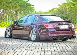 Lihat ide lainnya tentang rumah kayu gelondong, rumah tanah liat, rumah bergaya victoria. Modifikasi Honda Accord Vti L 2013 Ini Total Banget Harus Sobek Bodi Dan Ganti Kulit Gridoto Com