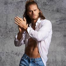 Rúrik gíslason (born 25 february 1988) is an icelandic former professional footballer who played as a midfielder. Rurik Gislason Photos Facebook