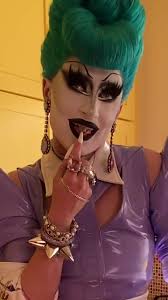 #togetherwithpride cereal with @kelloggscerealus + @glaad ! Show us how  you're too gorge to fit into a box!#boxesareforcerealchallenge #kelloggs #ad