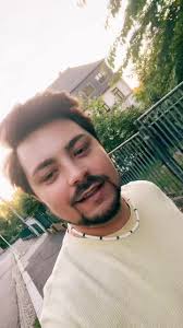 Lars Roth (@lars.rth)’s videos with Originalton