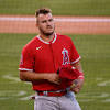 There was a scary moment in wednesday night's game between the philadelphia phillies and st. 1