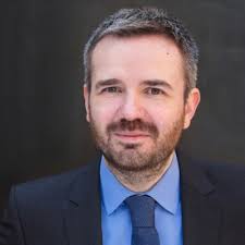 ooono #codriver #berlincity #ledwall #urbanlife #techmeetssafety #dooh  #innovation #consumerelectronics #madefortheroad