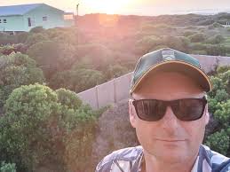 Fundraiser by Barry Robinson : Rowing 5KM a day for 30 days in April !!