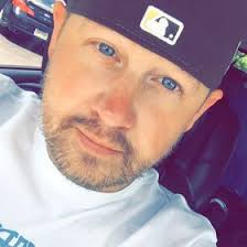 Derek Hutchison (derekhutchison5)