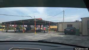 Secara umumnya, peralatan yang diperlukan dalam perniagaan mencuci kereta termasuklah compressor atau steam wash. Persediaan Buka Bisnes Kedai Car Wash Myrujukan