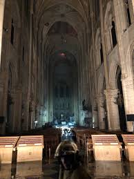 Notre dame de paris , the international musical spectacular that has captivated over 13 million people in 23 countries, makes its new york debut at lincoln center's david h. Les Premieres Images De L Interieur De La Cathedrale Notre Dame