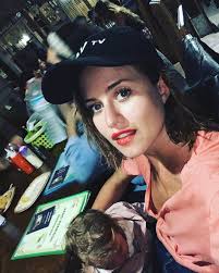 People who liked emma smetana's feet, also liked Pogodan Oseka Ispuniti Jordan Haj Instagram Eventosgrandcoral Com