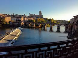 Albi A L Ombre De La Cathedrale Sainte Cecile Un Peintre A Scandale Toulouse Lautrec Dico Du Patrimoine