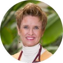 Patti Faust's Instagram, Twitter & Facebook