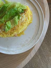 Cyril Lignac Devoile Sa Recette De L Omelette Jambon Fromage Et Nous Fait Retomber En Enfance