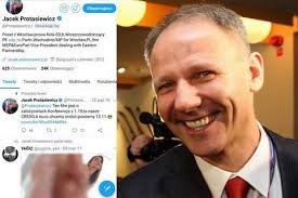 Protasiewicz için bir yedek olabilir anayasal i̇şler komitesi ve güneydoğu avrupa ülkeleri ile ilişkileri delegasyonu üyesi. Jacek Protasiewicz Donald Pl