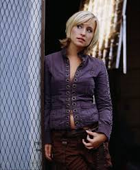 смотреть сериал тайны смолвиля онлайн бесплатно в хорошем качестве Onlajn Filmy V Horoshem Hd Kachestve Besplatno I Bez Registracii V 2020 G Ellison Mek Tajny Smolvilya Znamenitye Zhenshiny