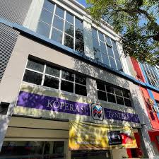 Koperasi tentera adalah sebuah koperasi serbaguna yang diasaskan bertujuan untuk memberikan perkhidmatan kepada seluruh anggota angkatan tentera malaysia dan orang awam yang berkhidmat di kementerian pertahanan. Wisma Koperasi Tentera Kampung Bahru No 1 Jalan 2 65c