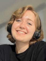 Maria Torrence's Instagram, Twitter & Facebook