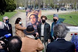 Télécharger des livres par mohamed sifaoui date de sortie: Massoud 15 Ans Deja