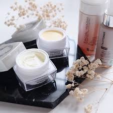 Perbedaan ms glow whitening dan luminous, mana yang terbaik? Perbedaan Ms Glow Asli Dan Palsu Terkait Perbedaan