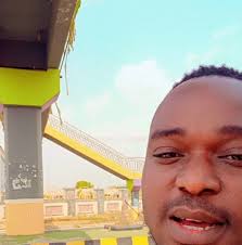 Dufset Dave umahi...