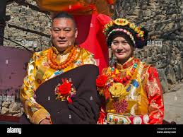 Traditional tibetan clothing hi-res ...