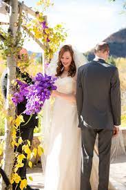 The Hakafah At An Outdoor Jewish Wedding Found On Modern Jewish Wedding Blog Photographer J La Plant Jewish Wedding Jewish Wedding Traditions Wedding