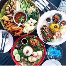 There's more penangites can offer other than nasi kandar. 10 Best Halal Food Hunt In Penang For Holiday Makers