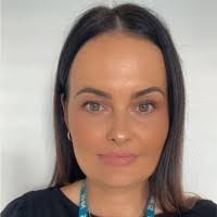 Hannah Bedford's Instagram, Twitter & Facebook