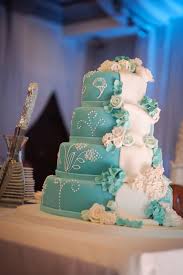 Beautiful Turquoise Weddingcake Wedding Cake Turquoise Wedding Cake Beach Wedding Cake Turquoise Wedding