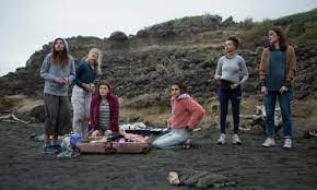 Primul sezon al producţiei îi prezintă pe detectivi gergor anghel şi iosif baciu investigând moartea colegului lor nikita ionesco şi. Comrade Detective Channing Tatum S Hidden Gem Of Romanian Tv Television The Guardian