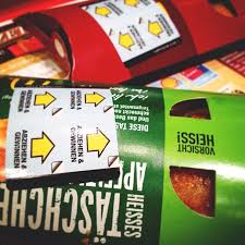 Apple Pie And Cherry Pie At Mcdonalds Germany Apfeltasche Und Kirschtasche Food Gum Mcdonalds