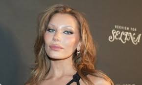 Jake Paul dukket opp på bowlinghall på Hamar: