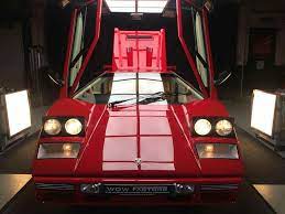 pin van than op lamborghini countach