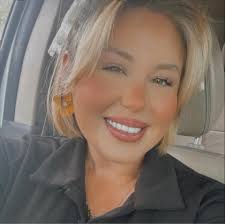 Victoria Mastrangelo updated her profile picture.