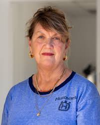 Elva bak huset (Short 2007)