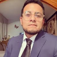 90+ perfiles de «Irving Josué»